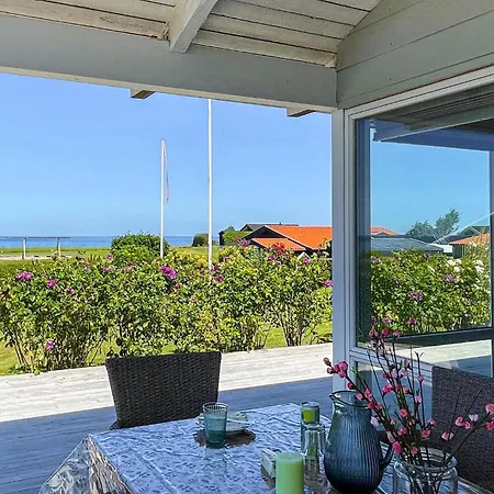 3 Bedroom Amazing In Brenderup Fyn Casa vacanze *